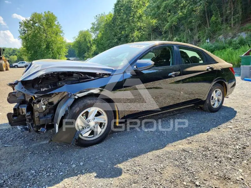 2025 Hyundai Elantra фото
