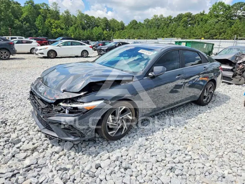 2025 Hyundai Elantra фото