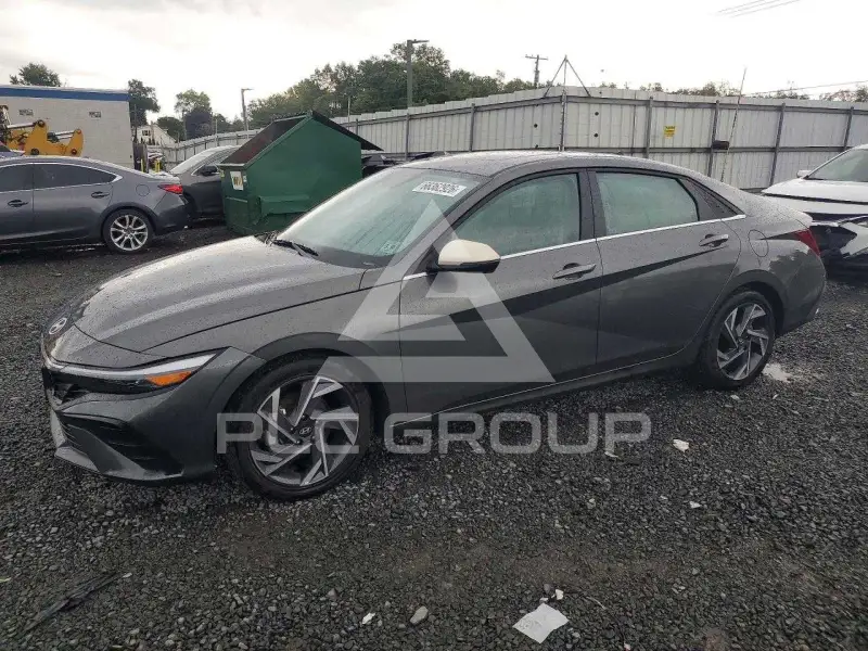 2025 Hyundai Elantra фото