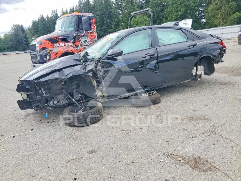 2025 Hyundai Elantra фото