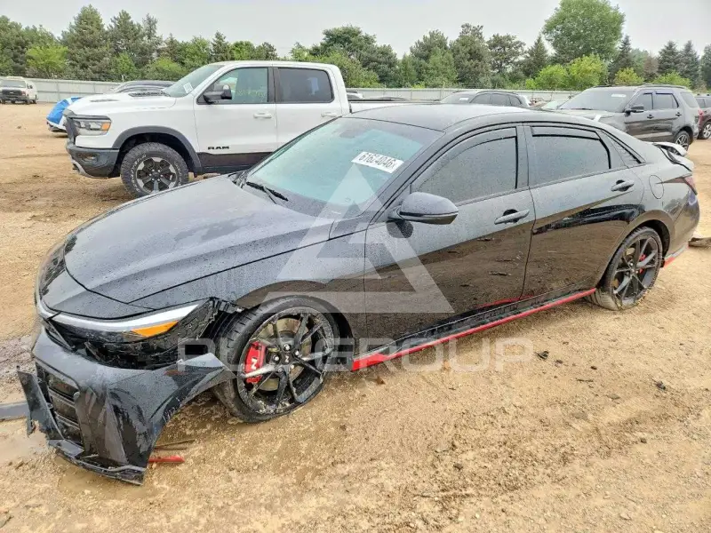 2025 Hyundai Elantra фото
