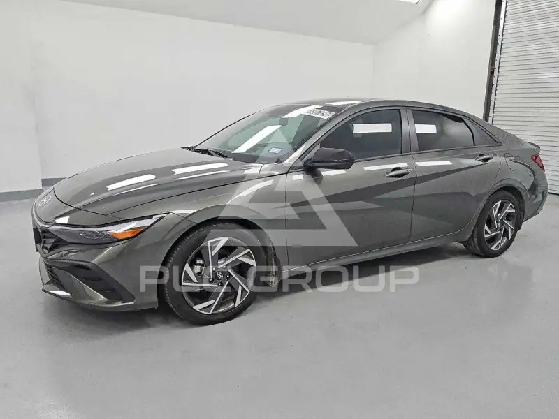 2025 Hyundai Elantra фото