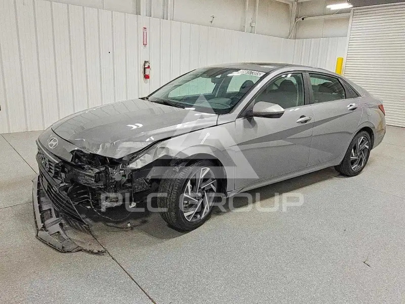 2025 Hyundai Elantra фото
