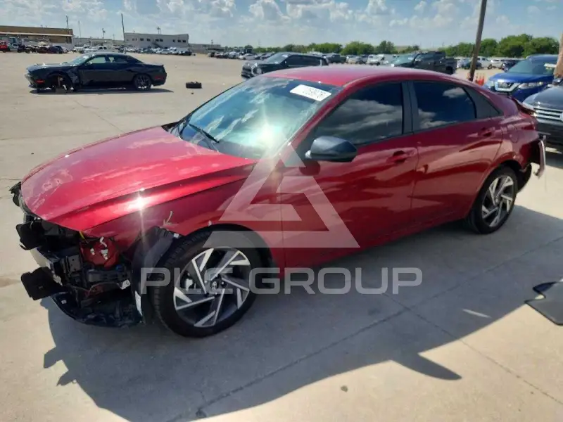 2025 Hyundai Elantra фото