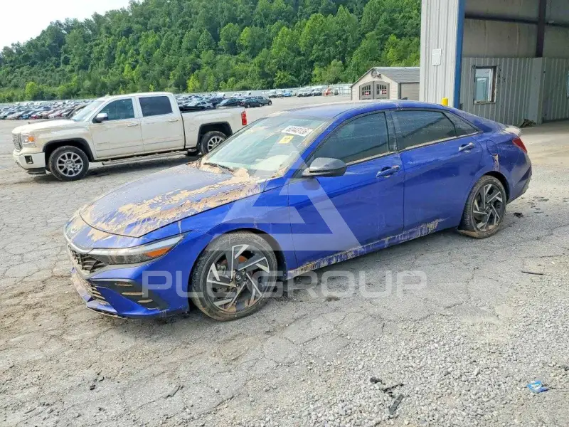2025 Hyundai Elantra фото