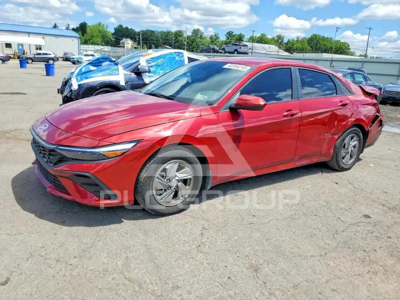 2025 Hyundai Elantra фото