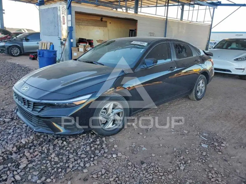 2025 Hyundai Elantra фото