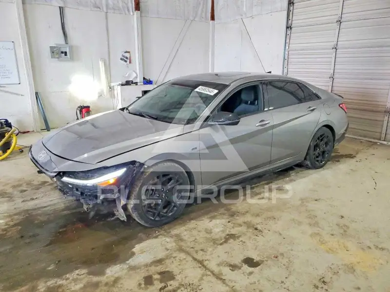 2025 Hyundai Elantra фото