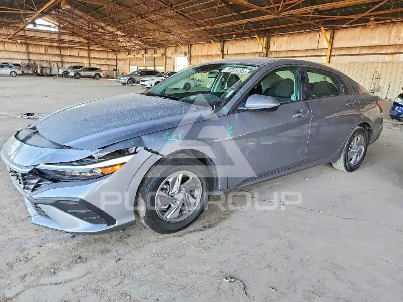 2025 Hyundai Elantra фото