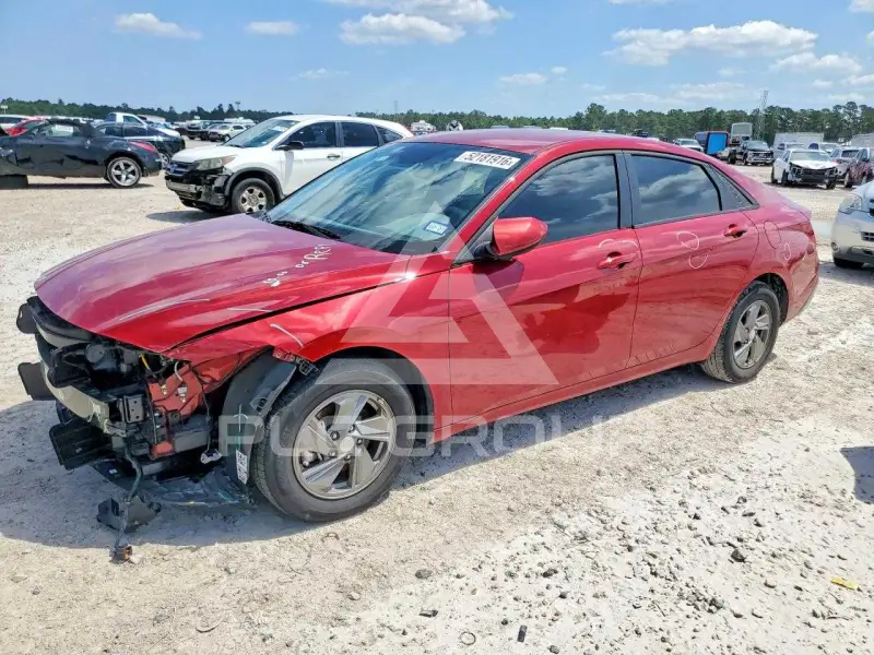 2025 Hyundai Elantra photo