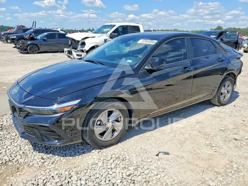 2025 Hyundai Elantra фото