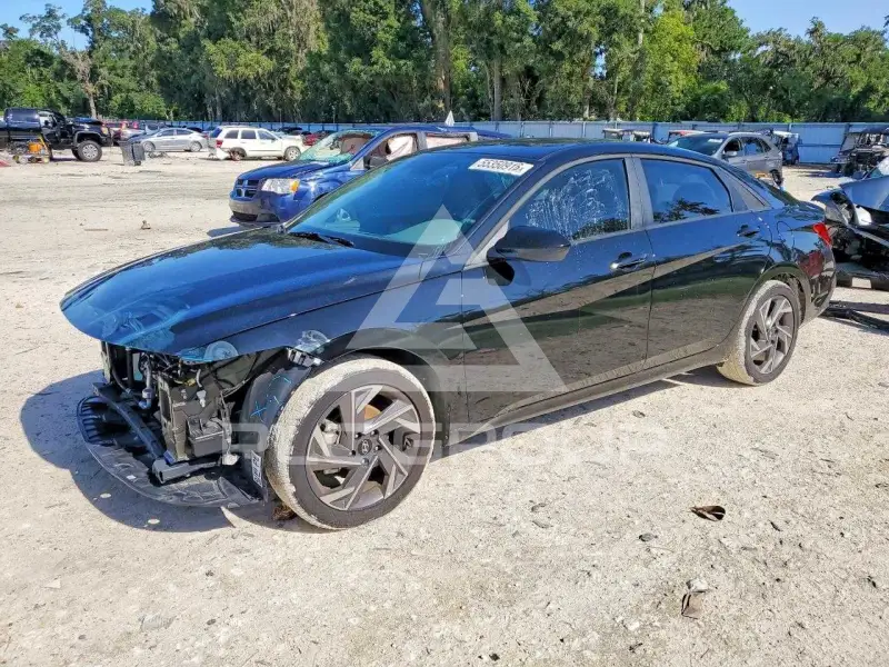 2025 Hyundai Elantra фото