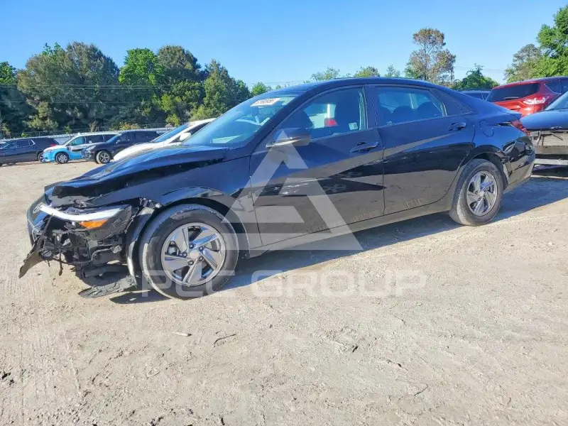 2025 Hyundai Elantra фото
