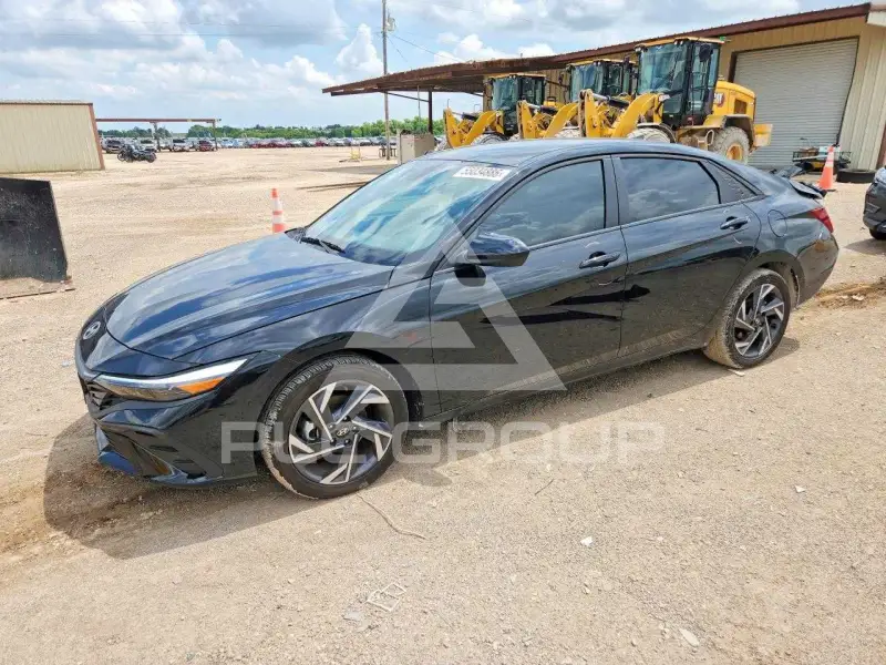 2025 Hyundai Elantra фото