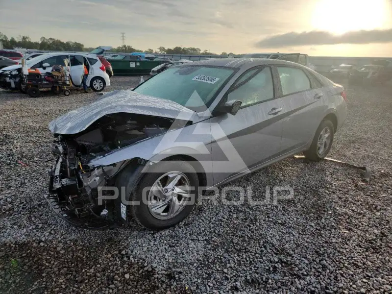 2025 Hyundai Elantra фото
