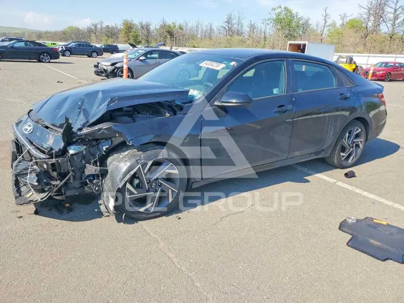 2025 Hyundai Elantra фото