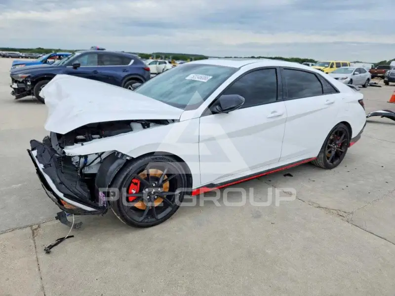 2025 Hyundai Elantra photo