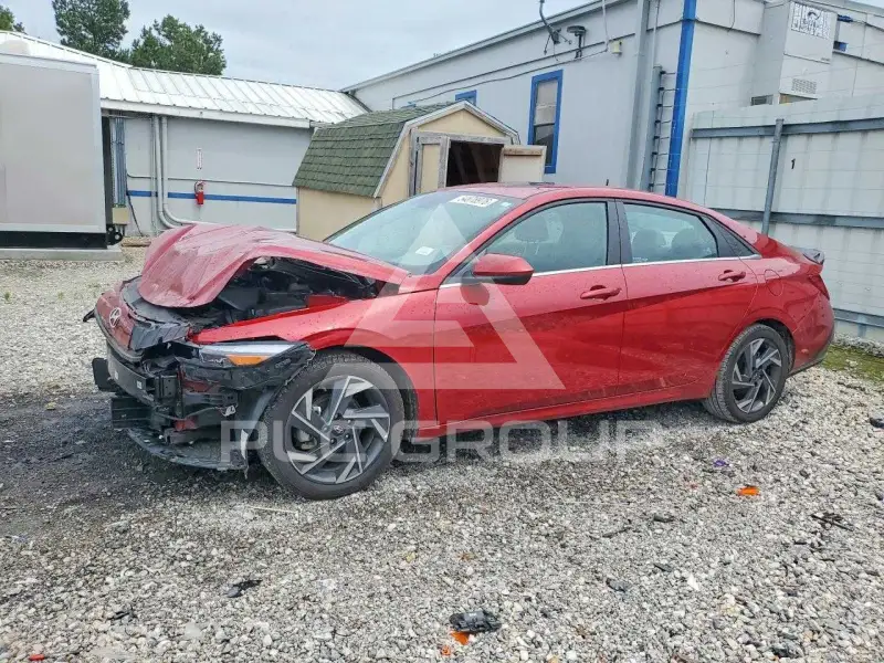2025 Hyundai Elantra photo