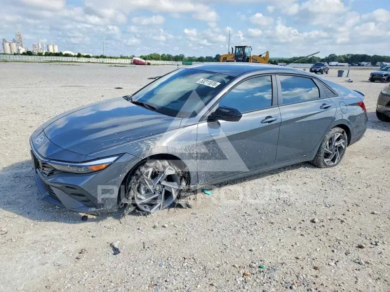 2025 Hyundai Elantra фото