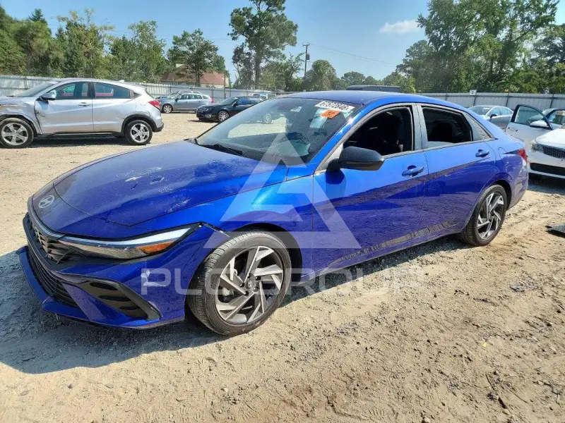 2025 Hyundai Elantra фото
