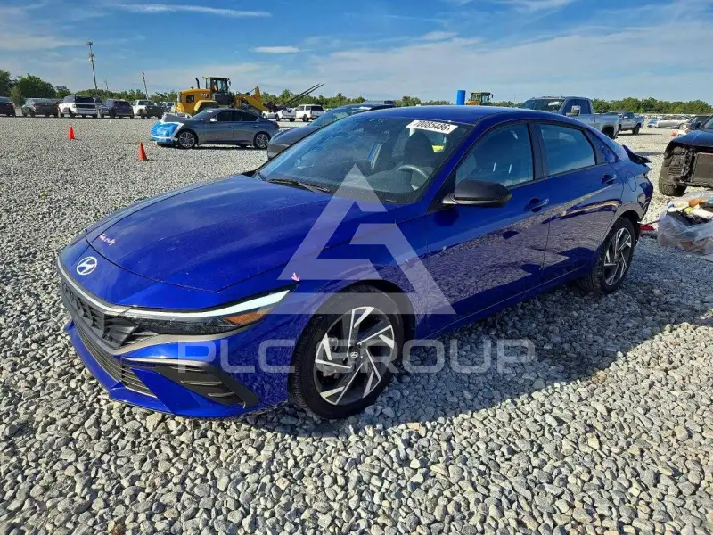 2025 Hyundai Elantra фото