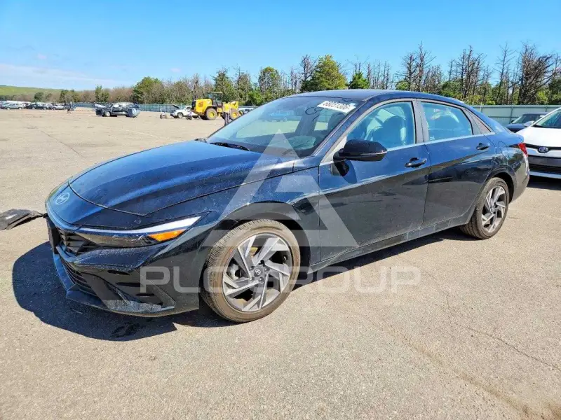 2025 Hyundai Elantra фото