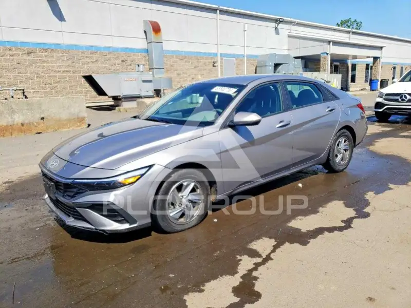 2025 Hyundai Elantra фото