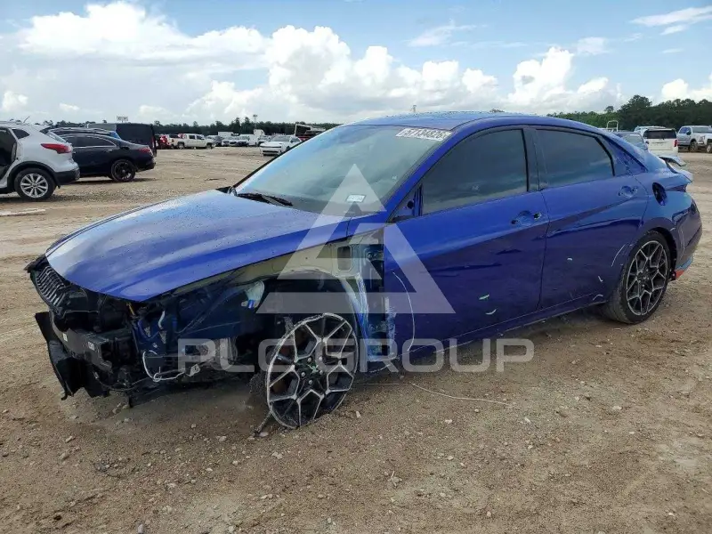 2025 Hyundai Elantra фото