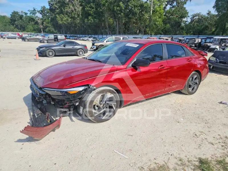 2025 Hyundai Elantra фото
