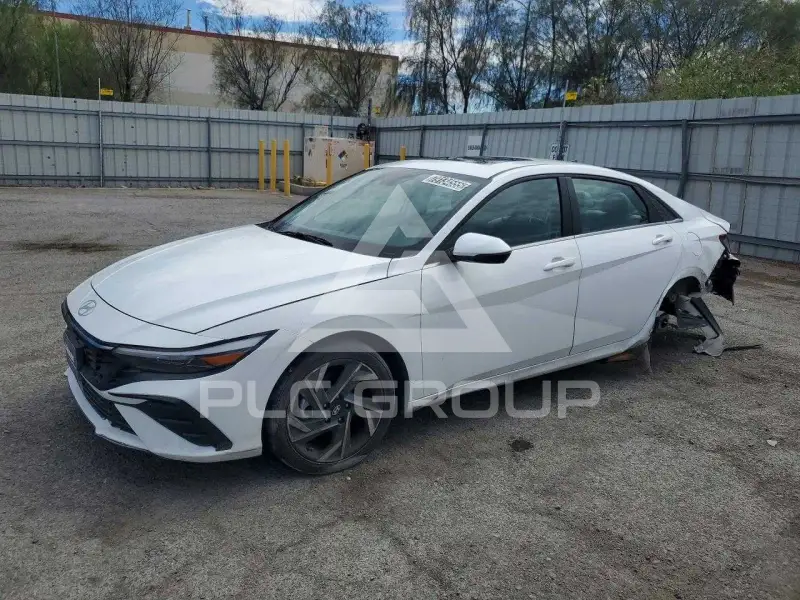 2025 Hyundai Elantra фото