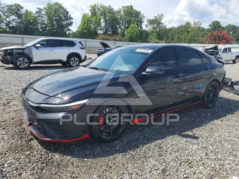 2025 Hyundai Elantra фото