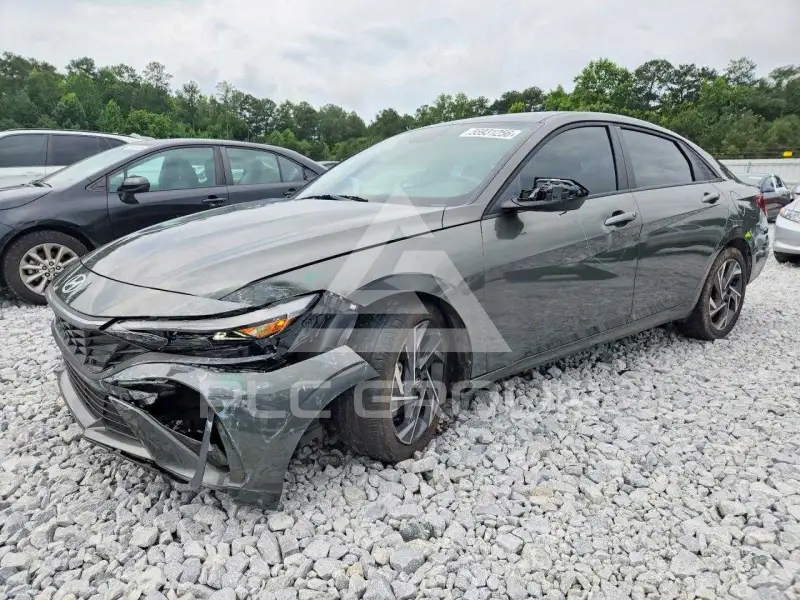 2025 Hyundai Elantra фото
