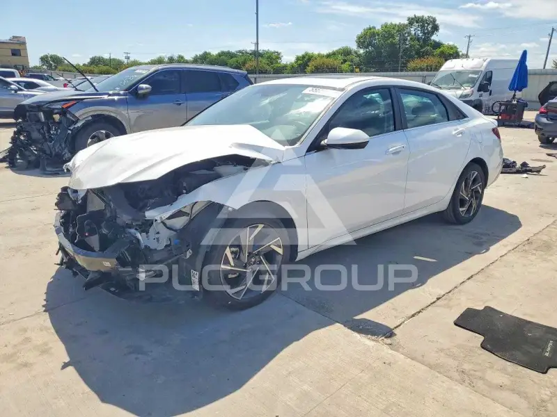 2025 Hyundai Elantra фото