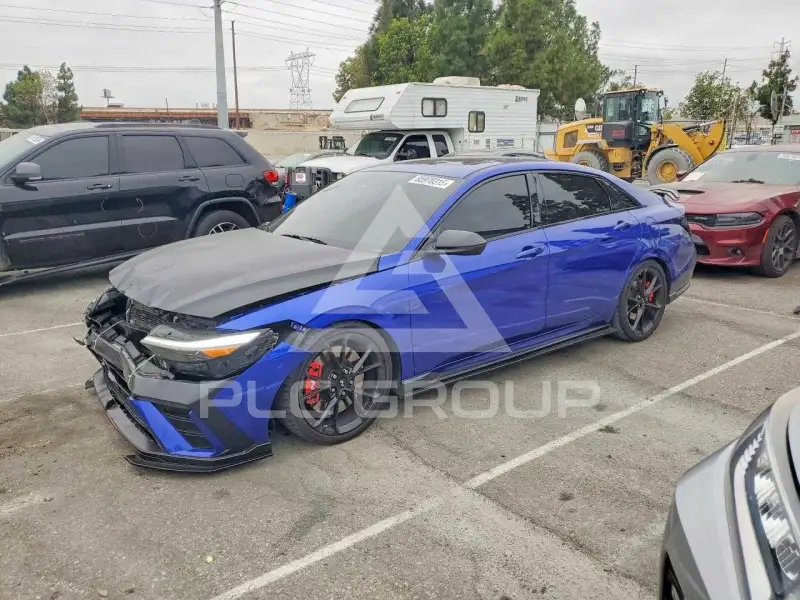 2025 Hyundai Elantra фото