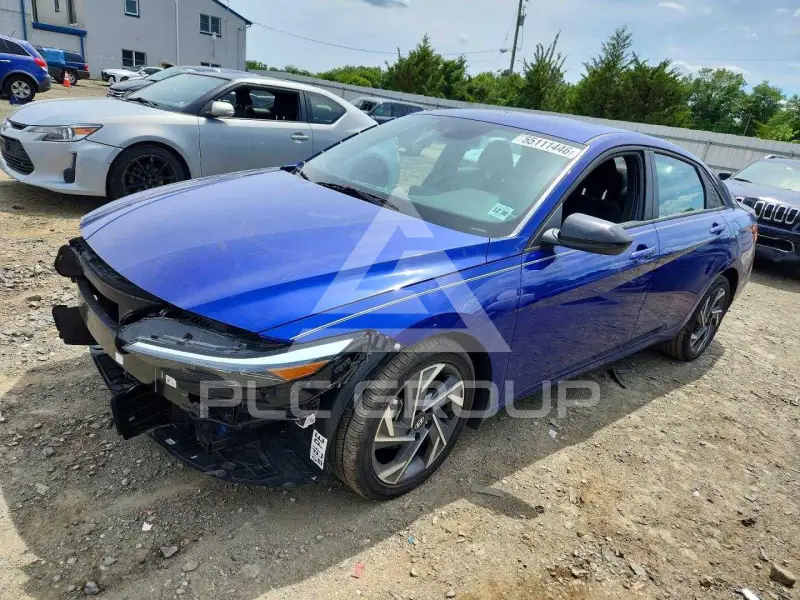 2025 Hyundai Elantra фото