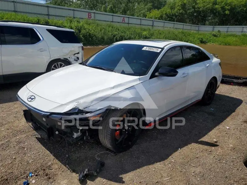 2025 Hyundai Elantra фото