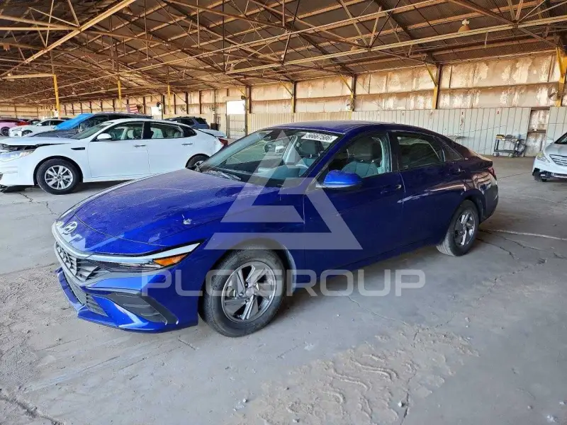 2025 Hyundai Elantra фото