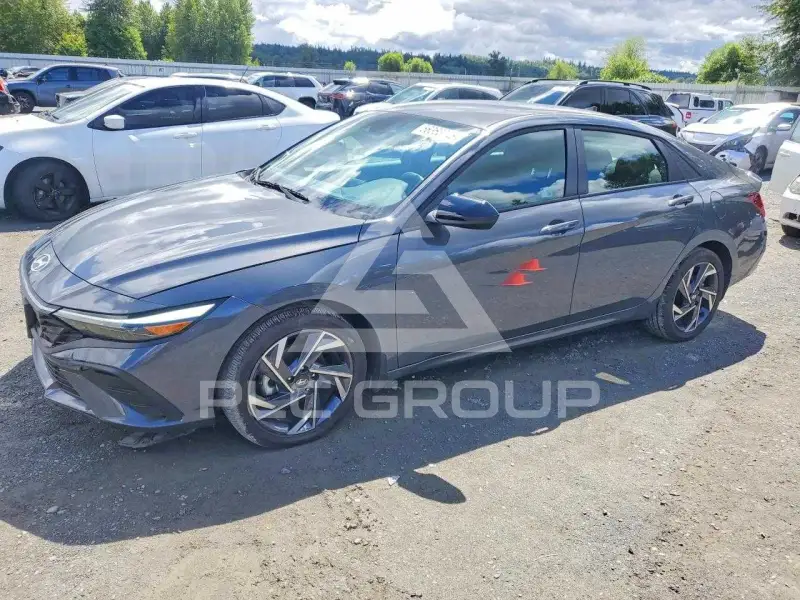 2025 Hyundai Elantra фото