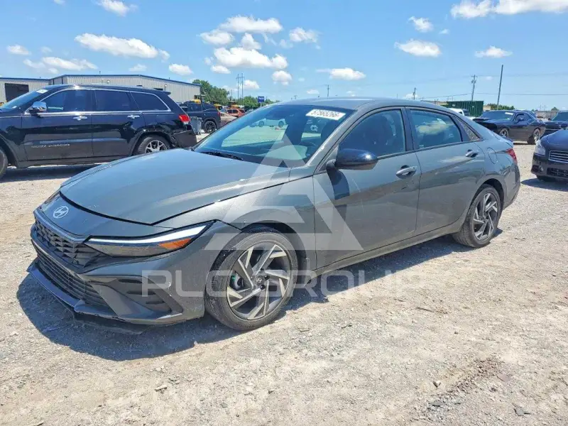 2025 Hyundai Elantra фото