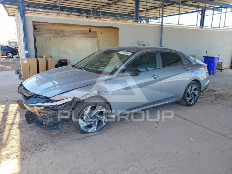 2025 Hyundai Elantra фото