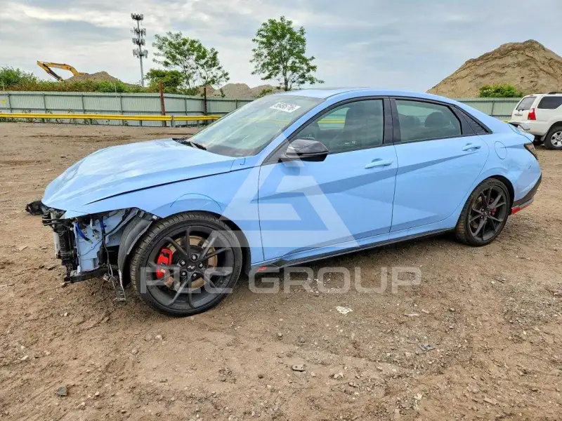2025 Hyundai Elantra photo
