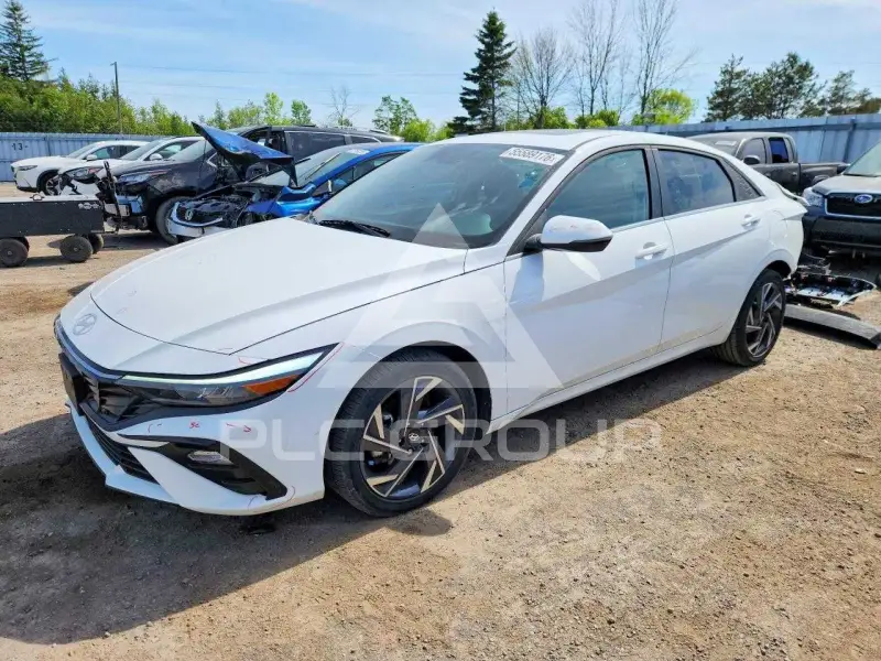2025 Hyundai Elantra photo
