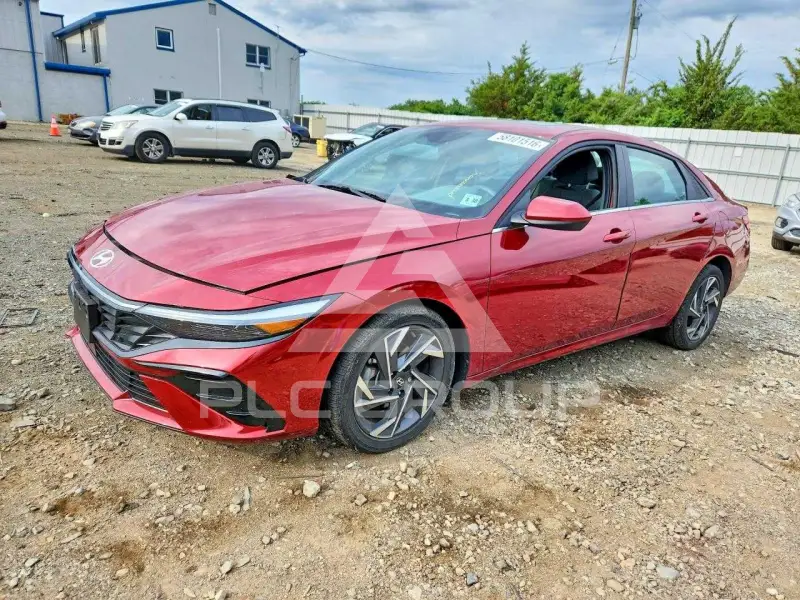 2025 Hyundai Elantra photo