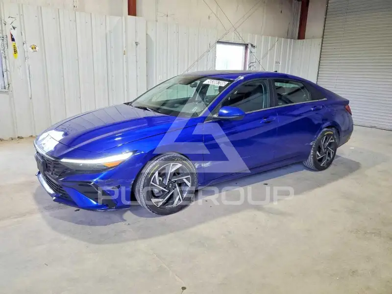 2025 Hyundai Elantra фото