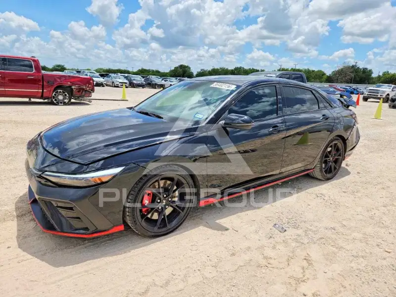 2025 Hyundai Elantra фото