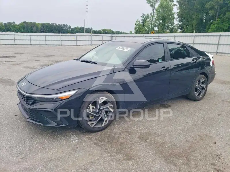 2025 Hyundai Elantra фото