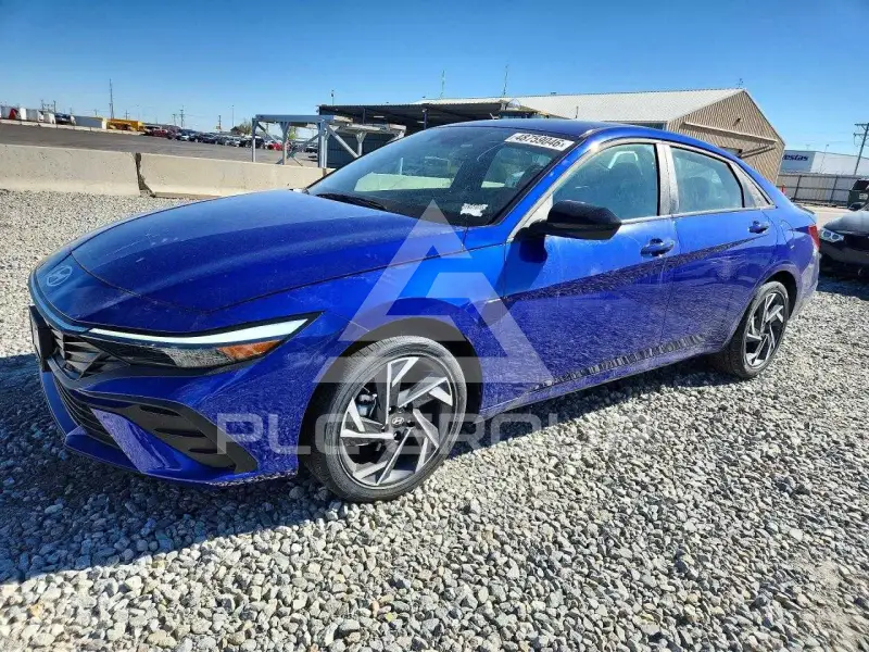 2025 Hyundai Elantra фото