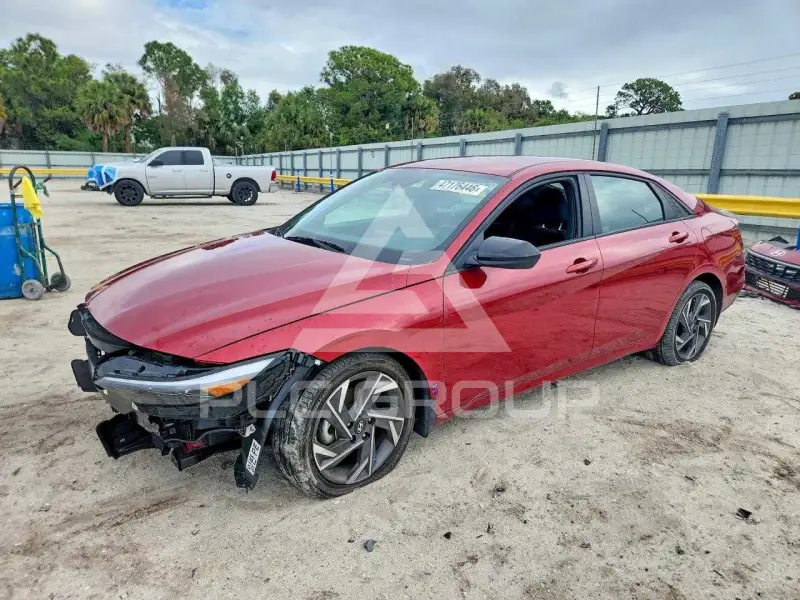 2025 Hyundai Elantra фото