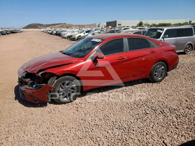 2025 Hyundai Elantra фото
