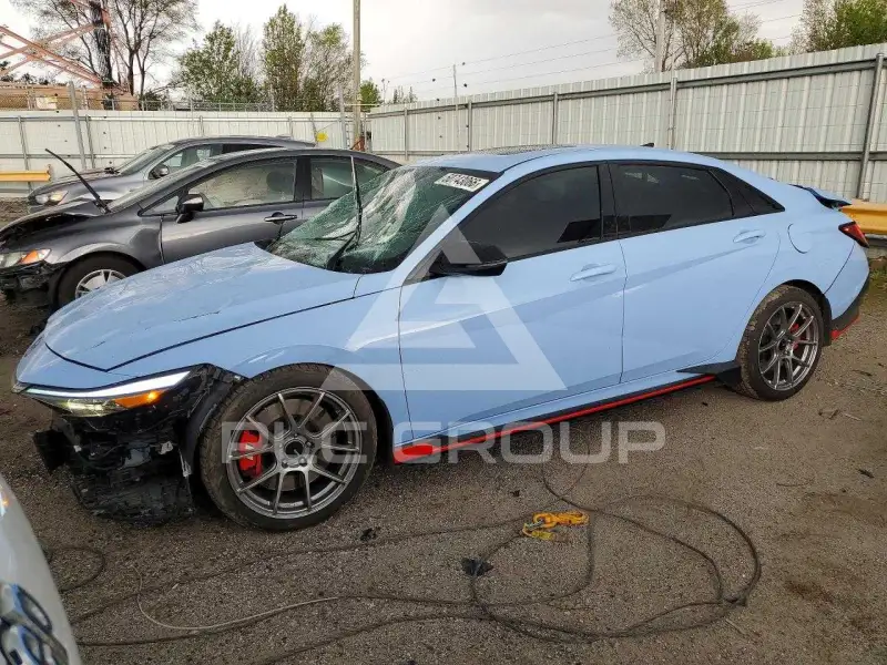 2025 Hyundai Elantra фото